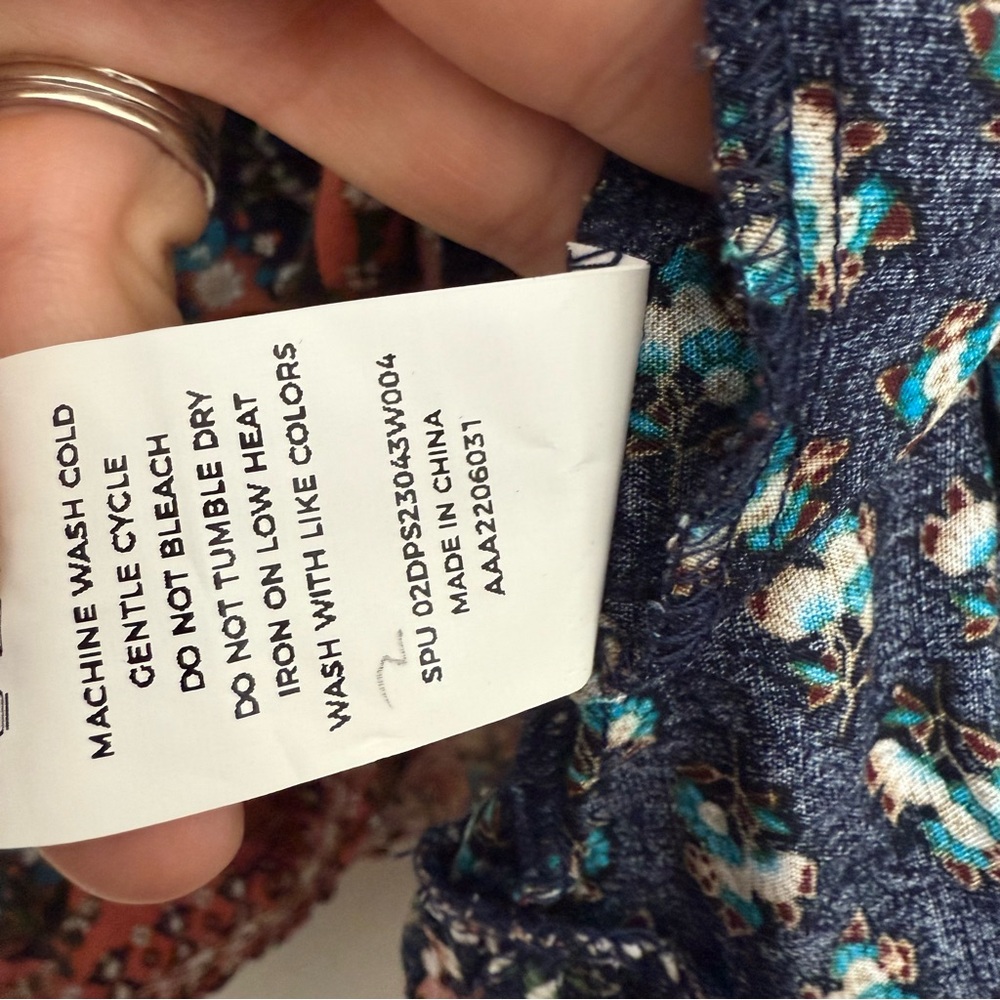 Bloomchic Midi Dress Bandana Tassels Keyhole Neck Indigo Floral Plus Size 1X NWT - Picture 7 of 8